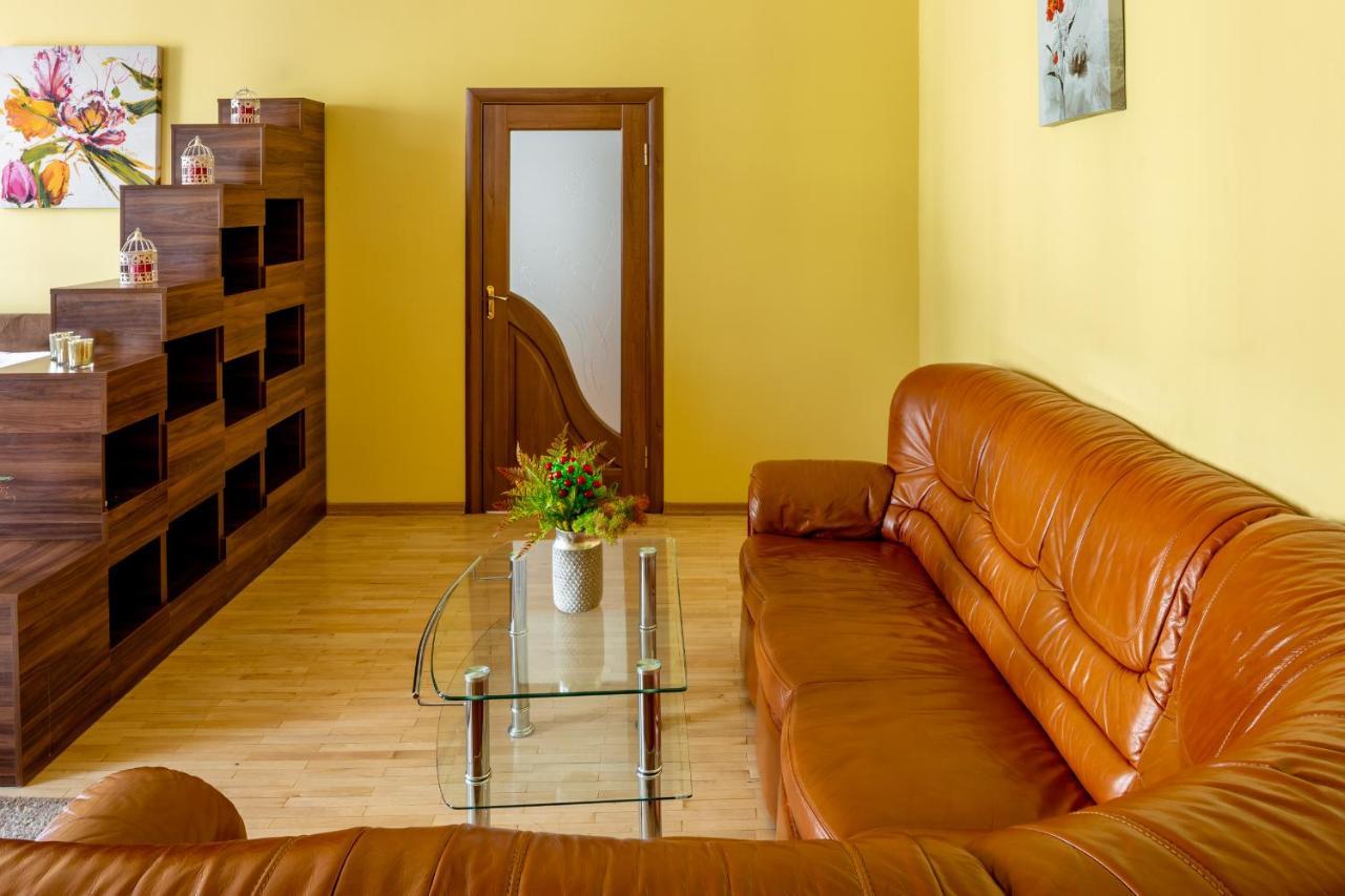 Alfa Apartments Ohienka 17 1 リヴィウ エクステリア 写真